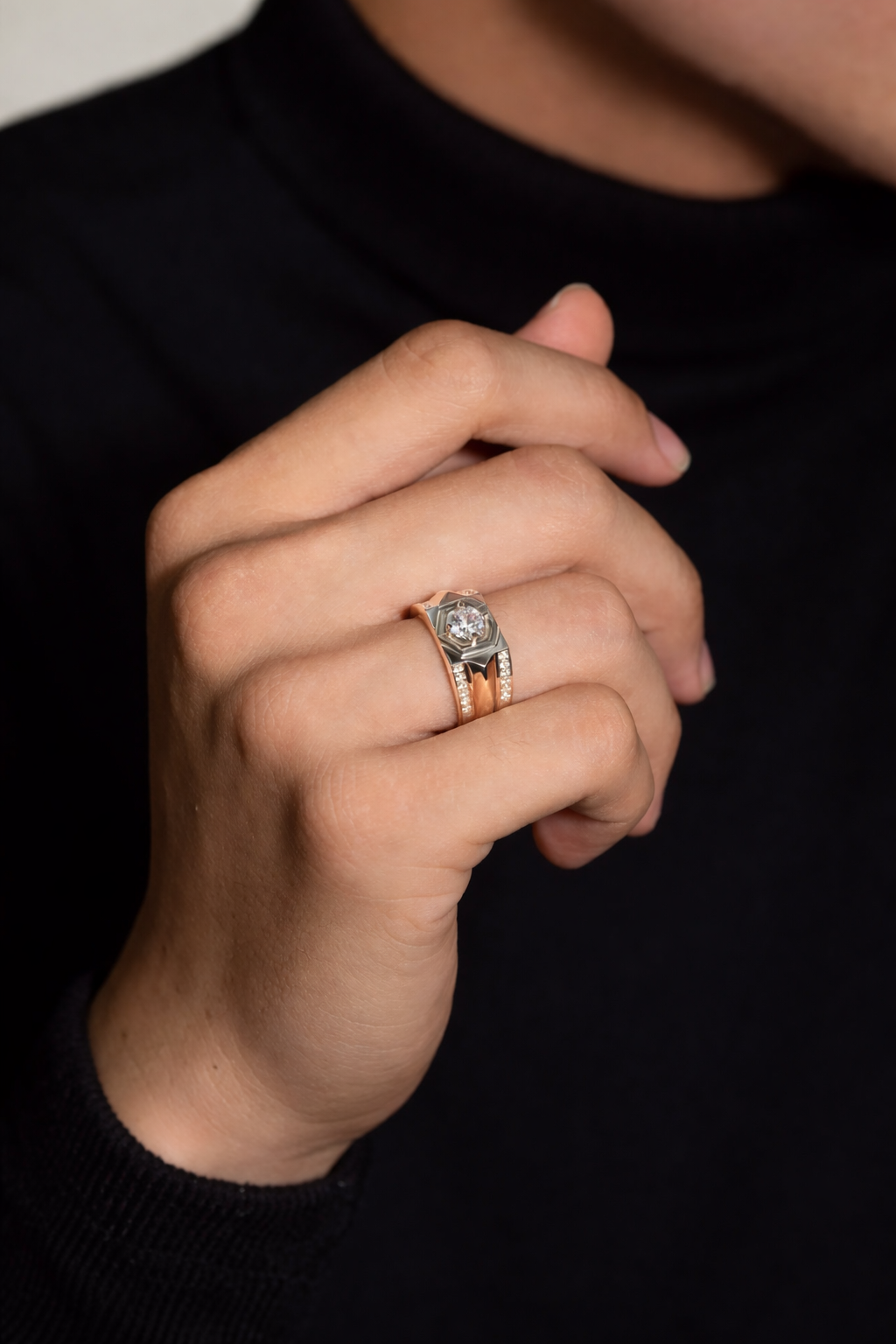 GỢI Ý 3 MẪU NHẪN NAM ĐÍNH ĐÁ ĐÁNG THAM KHẢO